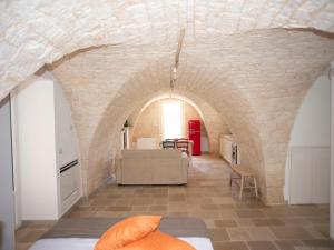 Poolside holiday home near Cisternino