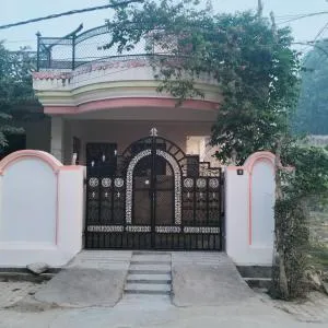 KUMBH HOMESTAY Mahewa New - Chaukhandi