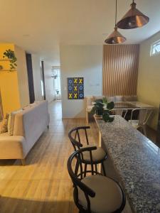 Muy cerca del aeropuerto apartamento Nuevo Familiar Lindo y acogedor