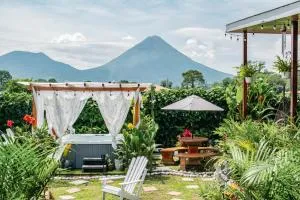 Arenal Tiny Houses - STAR - Agua Azul