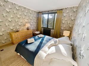 Maisons de vacances Maison d'exception a 80m de la plage avec acces direct, proche commerces, terrasse, BBQ, WiFi inclus - FR-1-361-375 : photos des chambres