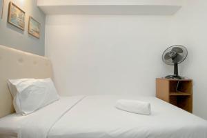 Comfort Living 2BR Kebagusan City Apartment By Travelio