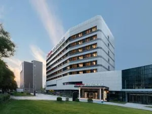 北京鸟巢希尔顿欢朋酒店 - 后沙峪