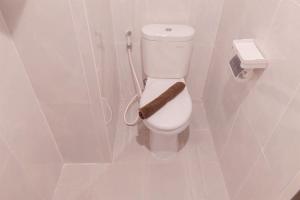 Homey and Cozy Studio at Serpong Garden Apartment By Travelio