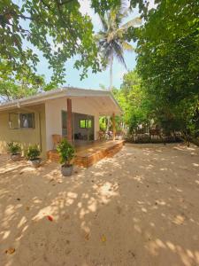 Palm Beach Kamburugamuwa