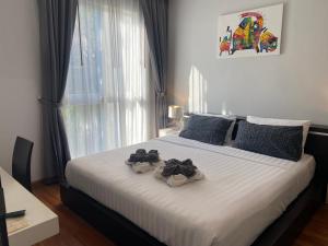 Emerald Terrace Condo 10-Family One Bed & Sofa Bed Garden View