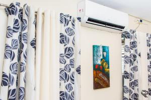 Affordable MODERN Up to 16 Pax Near Aqua Planet & Clark International Airport