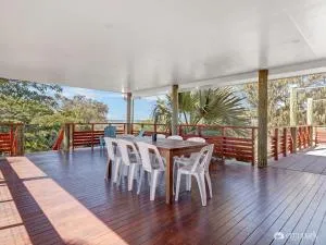 Beachfront Fisherman's - Emu Park