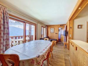 Appartements La Clusaz: Appartement 2 ch, 6 pers, WiFi, Animaux acceptes - FR-1-818-43 : photos des chambres