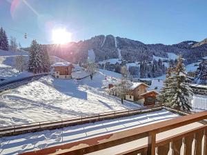 Appartements La Clusaz : Appartement 6 pers, Wifi, Animaux OK, Parking - FR-1-818-35 : photos des chambres