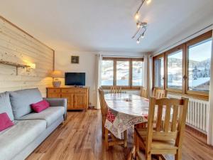 Appartements La Clusaz : Appartement 6 pers, animaux, parking - FR-1-818-22 : photos des chambres