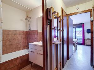Appartements Studio cosy a La Clusaz - 5 pers, parking, Wi-Fi et animaux acceptes - FR-1-818-47 : photos des chambres