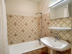 Appartements La Clusaz : Appart 6 pers., 3 lits, cheminee, animaux admis - FR-1-818-51 : photos des chambres