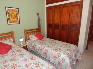 Apartamento na Praia do Forte 2 minutos a pé