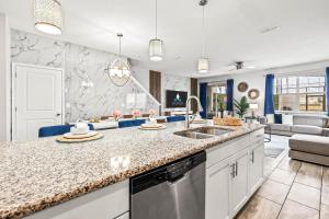 Enchanted Escape, Private Pool, Near to Disney & Universal