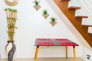 Affordable GOLD DUST Up To 12 Pax near Aqua Planet & Dinosaur Island