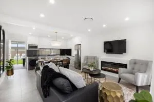 Serendipity Stays Jervis Bay - 5 Mins Walk to Beach - Санкчури-Пойнт