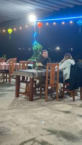 Duong Riverside Homestay