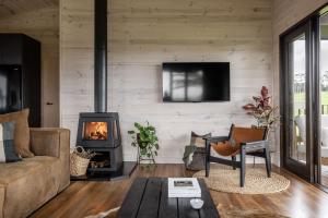 Black Cockatoo Coorabell