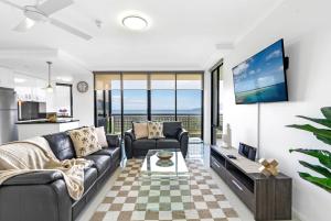 Belle Escapes 73 Rydges Plaza Esplanade with Ocean & City Views