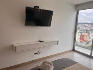 Suite Apartameto 1606 Espectacular Vista La Carolina, piso 16 ONE - Quito