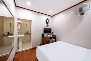 Tiêu chuẩn giường đôi (Double Standard Room)