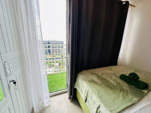 AVOCADO ROOM by Surestay MOA