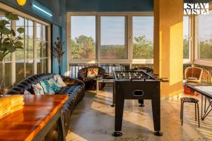 StayVistas Hillside Meadows - Mountainside Retreat with Farm View, Pool & Deck, Lawn & Gazebo