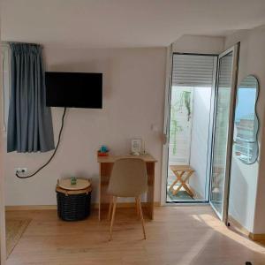 Gargaretta Suites Wildflower 4