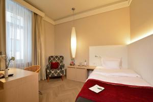 Business Single Room room in Best Western Premier Hotel Victoria