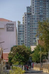 iCheck inn Thapra