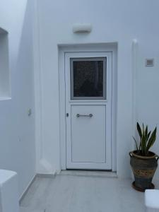 Aliprantis residence