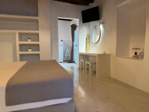 Aliprantis residence