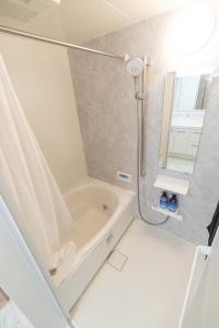 RIAUS 新築一軒家貸切 最大6名 family歓迎 空港や観光地直通