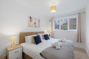 Charming 2-bedroom, 1-Bathroom Apartment in Transom Square