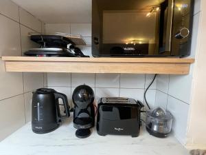 Au Faubourg -Old City - Lake & Canal 1 min