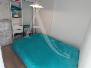 Coquet T2 avec balcon en plein coeur du quartier de la Corniche proche commerces et plages