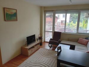 Cosy Apartment with terrace Eagle Rock