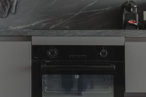 GoHost - Modern and Bright Apartments with Terrace and Balcony