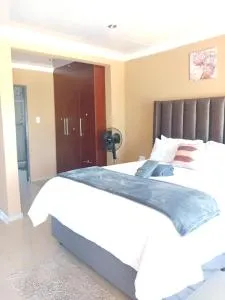 Precious Estates Quartz - Lead Mine