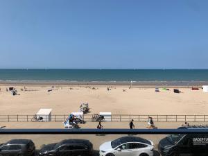 Enjoy and relax with a view of the sea