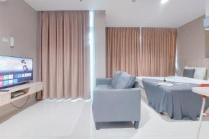 Good Place and Cozy Studio at Brooklyn Alam Sutera Apartment By Travelio