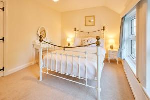 Host & Stay - Ailsa Cottage