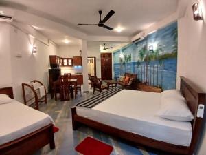 Sol Y Mar - Unawatuna