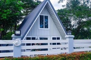 Cozy A Cabin Escape Your Tranquil Getaway Awaits