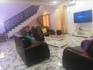 Saint Kingsley - Odo Ona