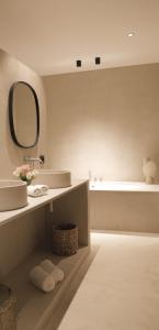 Hotels Toile Blanche : photos des chambres