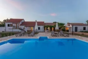 Villa Vitis ZadarVillas - Oklaj