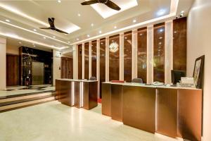 Hotel Pearl Plaza - Near Connaught Place & Walk IN NDLS Station