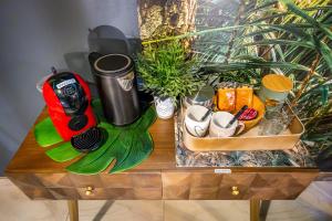 Love hotels Sweet Uni'vert Jacuzzi : photos des chambres